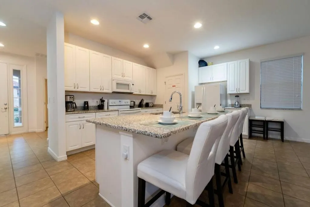 Rosemont Villa At Providence Golf & Country Club, 5Bed Private Pool Davenport